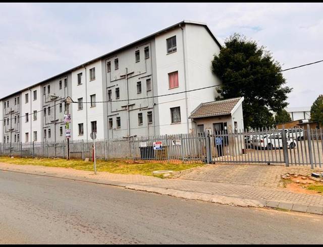 2 BEDROOM APARTMENT FOR SALE IN FLEURHOF